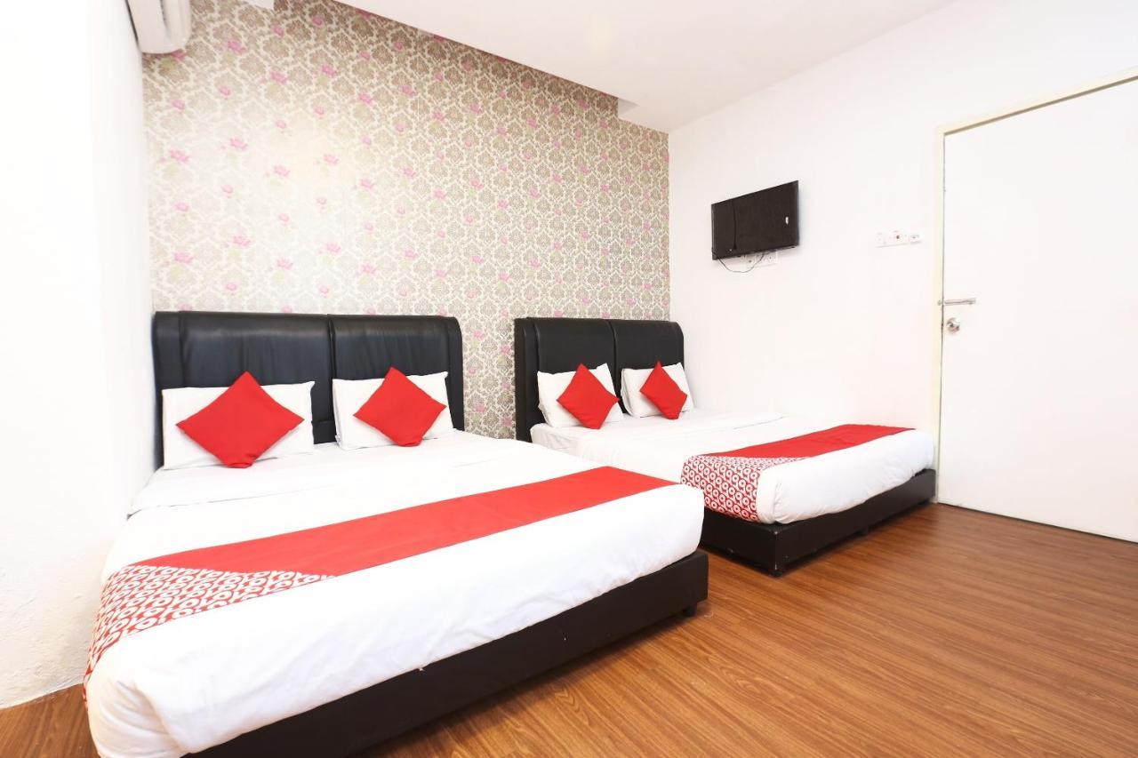 Oyo 717 Mr J Hotel Wakaf Che Yeh 2 Ngoại thất bức ảnh